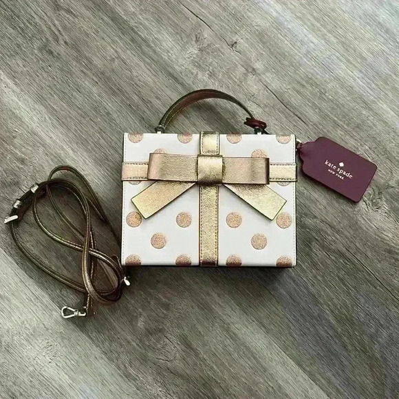 kate spade Wrapping Party Dot Gift Box Crossbody Bag - Picture 14 of 16